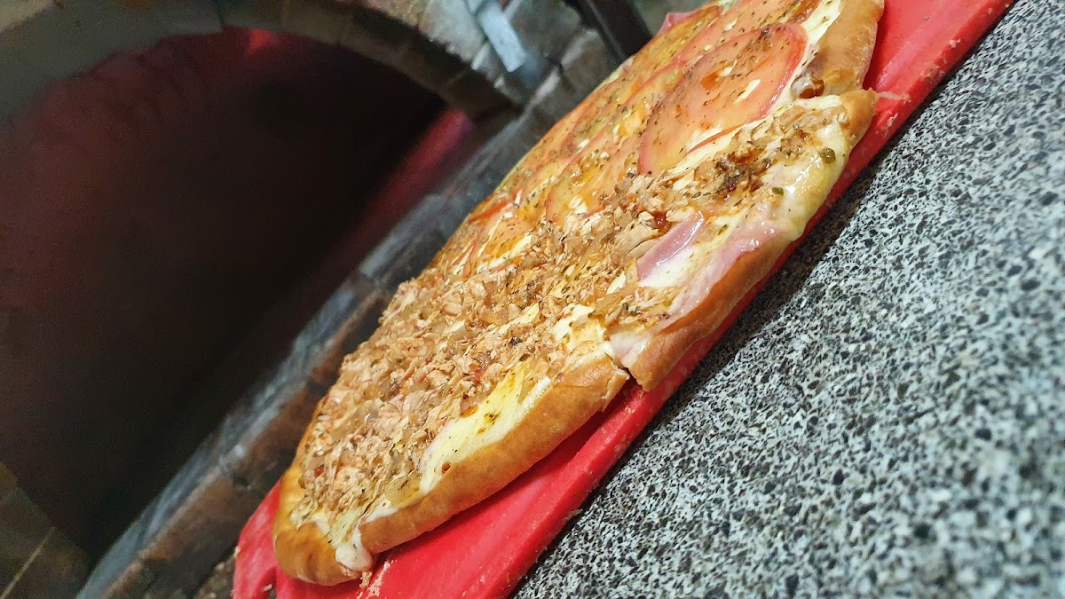 Pizzeria Y Empanadas El Viejo Dragon-5