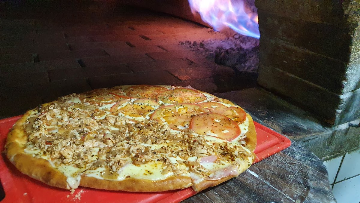 Pizzeria Y Empanadas El Viejo Dragon-9